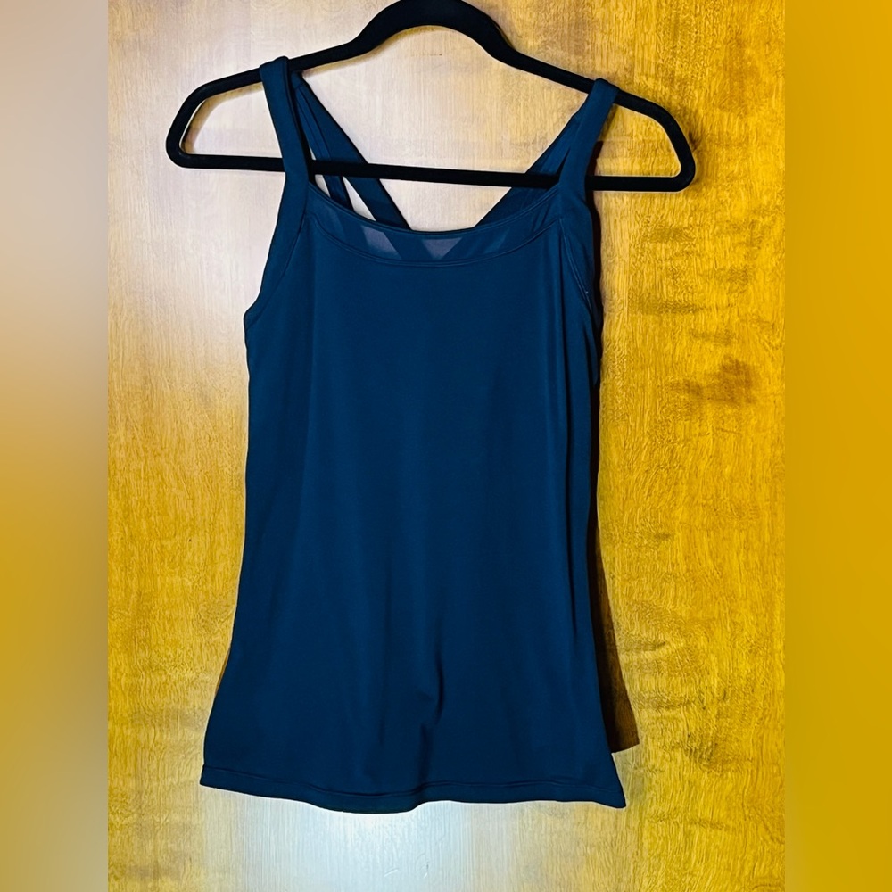 Lululemon Teal Strappy Back Tank Top Size 10 Built In Bra Athletic